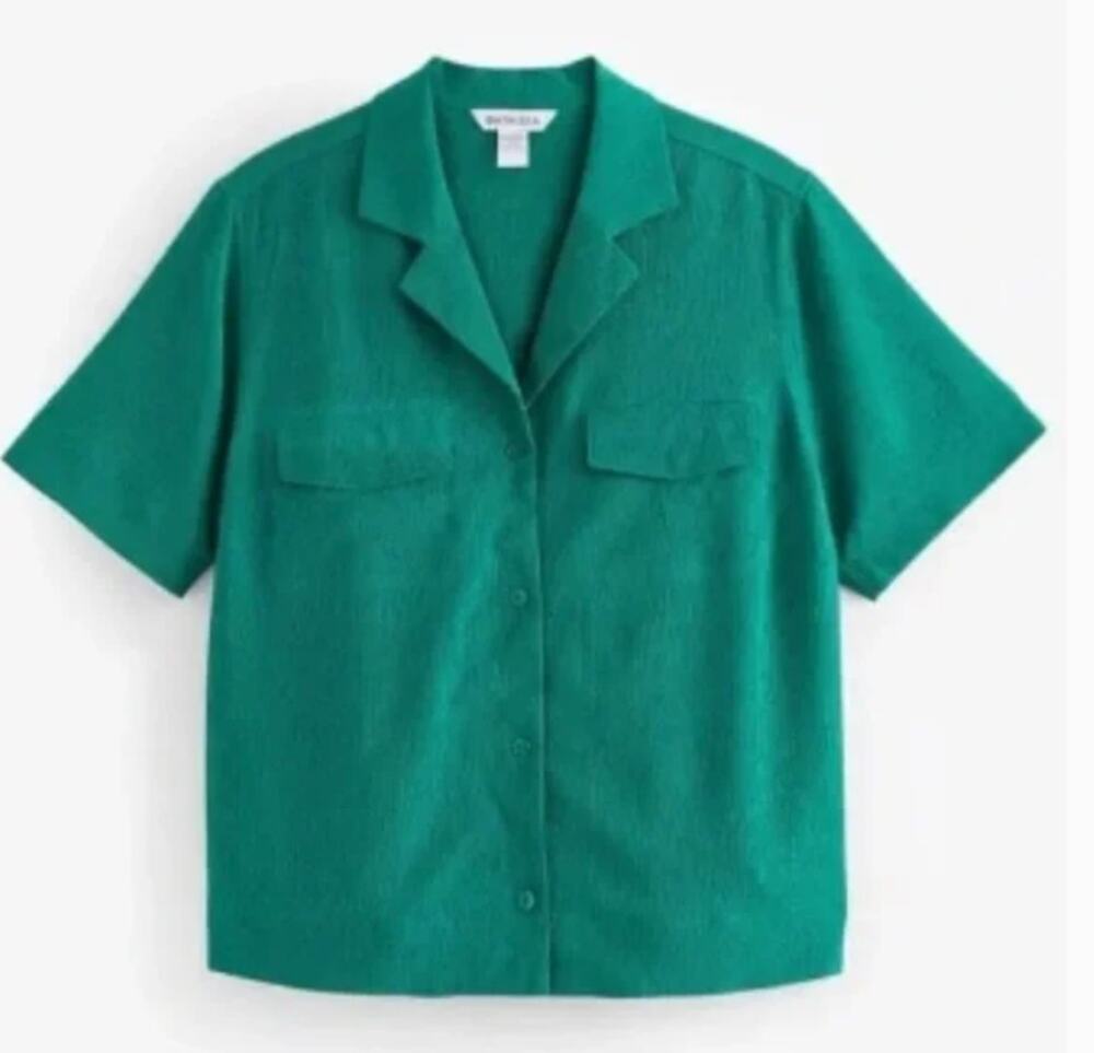 ATHLETA NWT Echo Top in Emerald Green // M